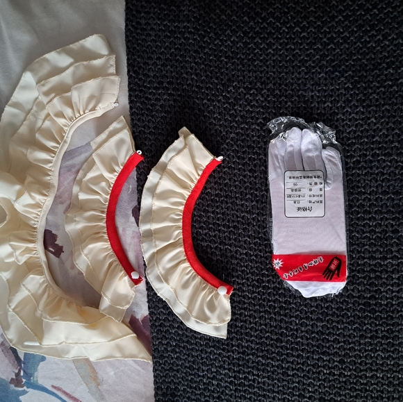 IT costume for women - Picture 3 of 5